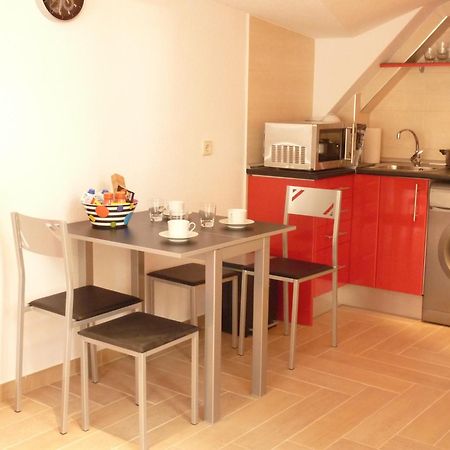 Apartamentos Madrid Centro Luaran gambar
